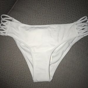 NWT HOLLISTER BIKINI BOTTOMS